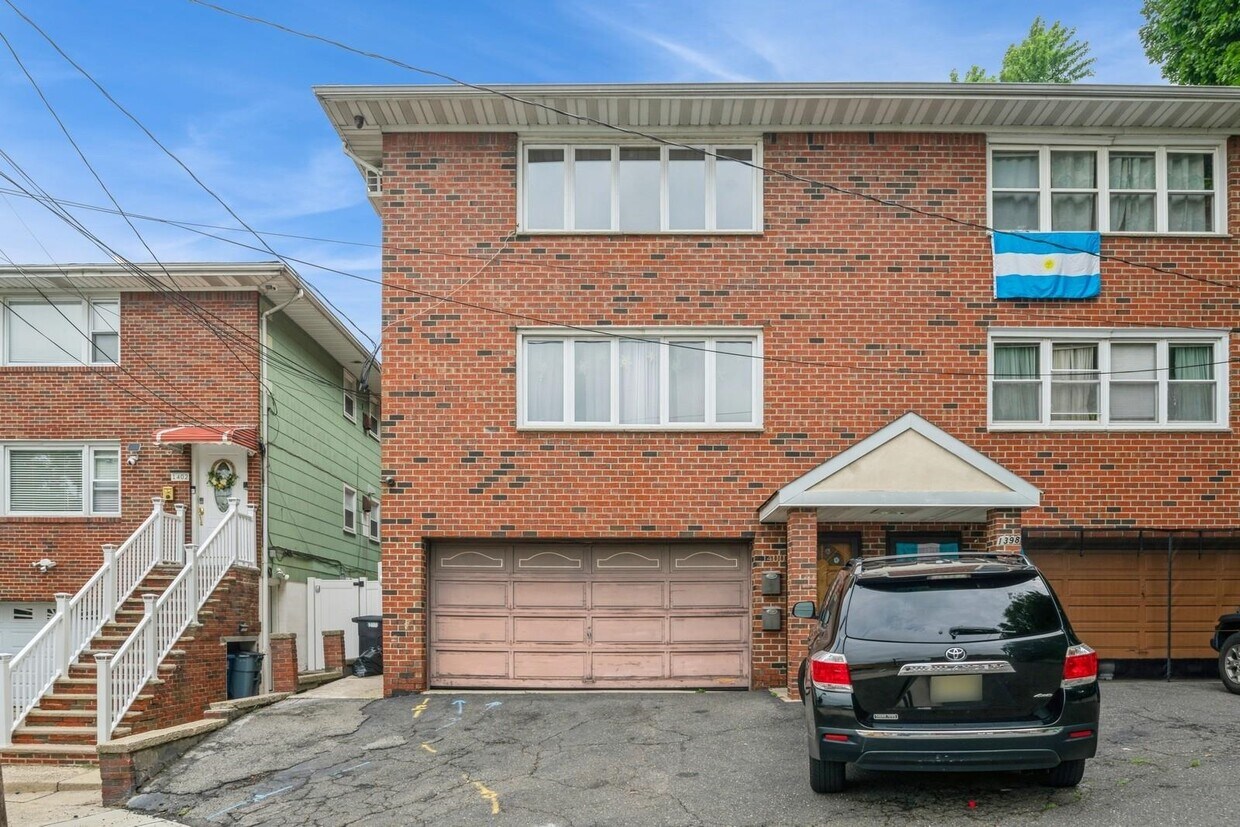 Foto principal - 1400 45th St