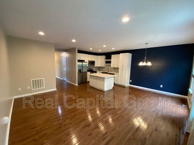 Building Photo - 4275 Arthur Ct