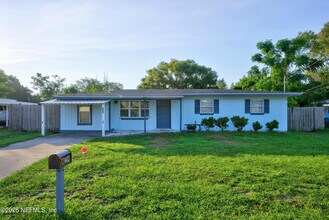 Building Photo - 442 Ameca Ave