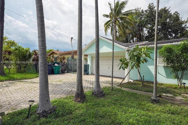 Building Photo - 11121 SW 203rd Terrace