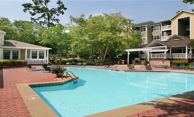 Piscina - Briarcliff Apartments