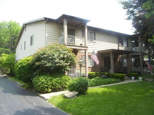 Main - 44 Southwoods Ave