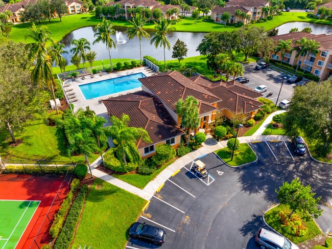 Foto del edificio - 301 SW Palm Dr
