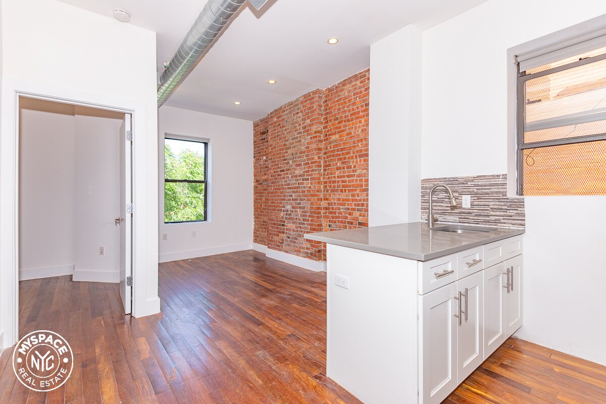 84 Somers St, Brooklyn, NY 11233 Room for Rent in Brooklyn, NY