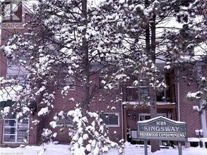 Building Photo - 3085 Kingsway Dr