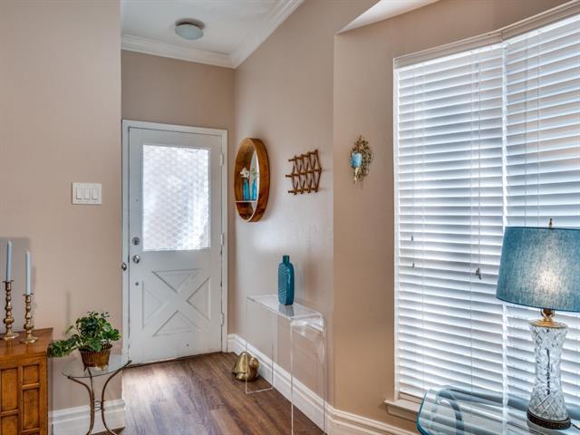 Foto del edificio - 6011 E University Blvd