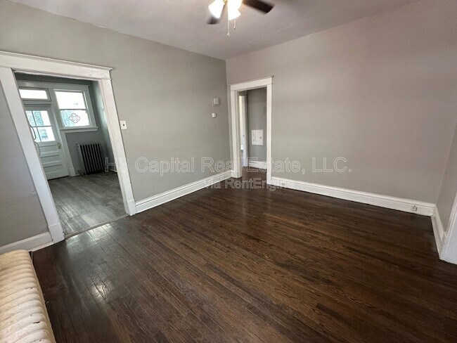 Foto del edificio - 6715 Bartmer Ave