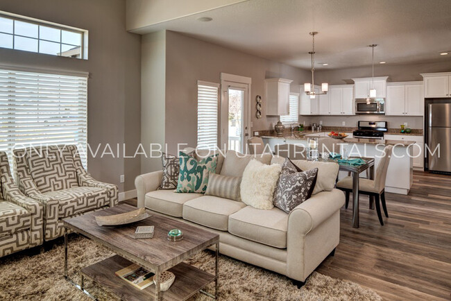 Building Photo - 930 Aspen Summit Dr