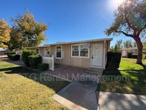 Building Photo - 600 N 2450 E