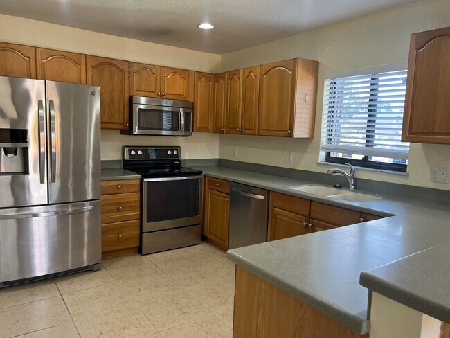 Foto del edificio - 4663 Cherry Rd