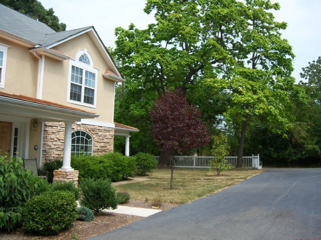 Driveway - 19814 Belmont Ridge Rd