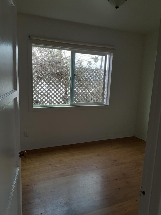 Bedroom - 4676 Coronado Ave