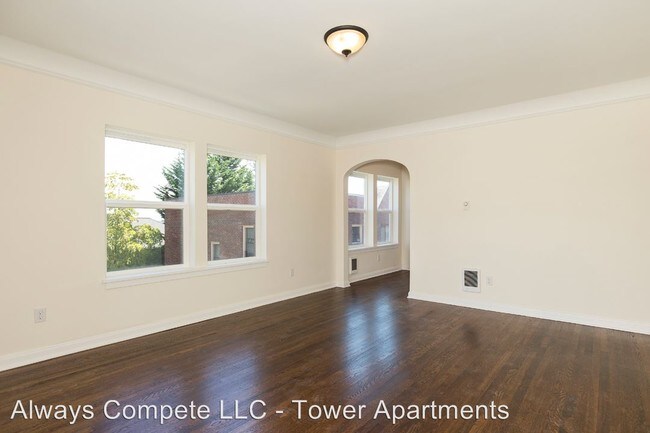 Building Photo - 1404 3rd Ave N