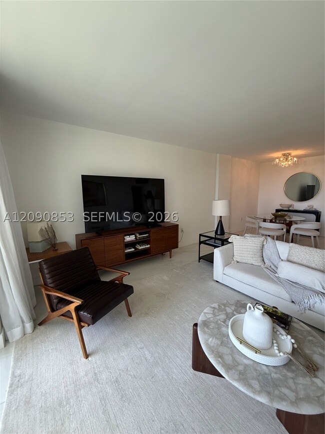 Building Photo - 10275 Collins Ave