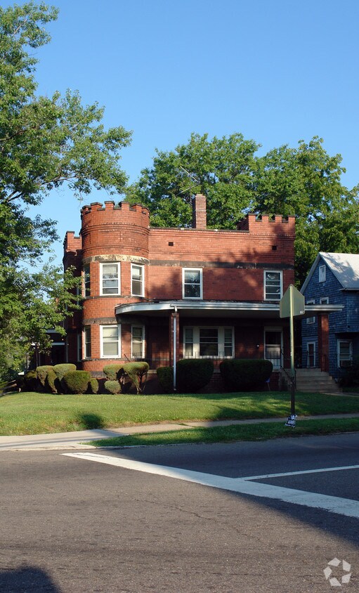 Foto del edificio - 1051-1063 7th St NW