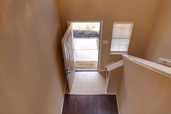 Building Photo - 29031 Village Creek Loop