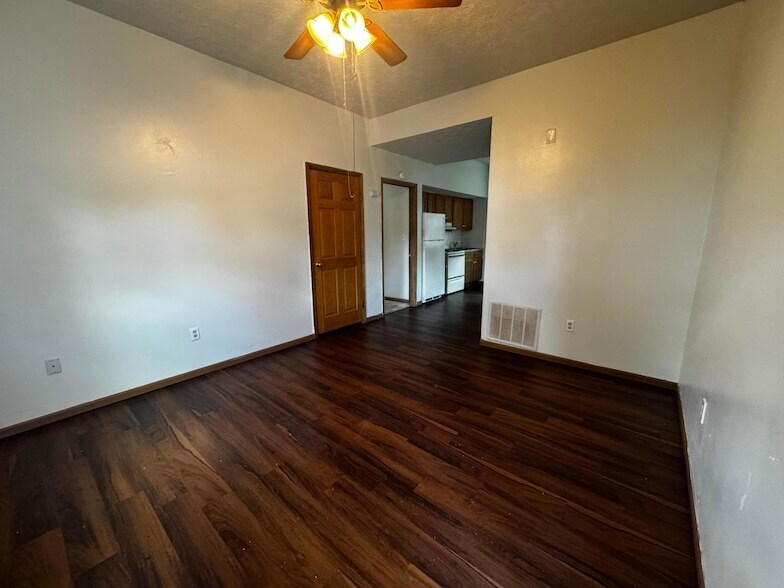Foto principal - 406 Washington Ave