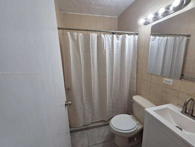 Foto del edificio - 146 NW 56th St