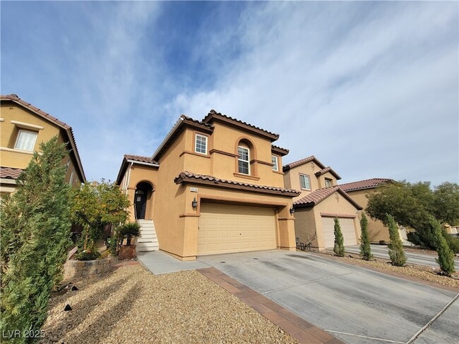 Foto del edificio - 6334 W Silver Ribbon Ct