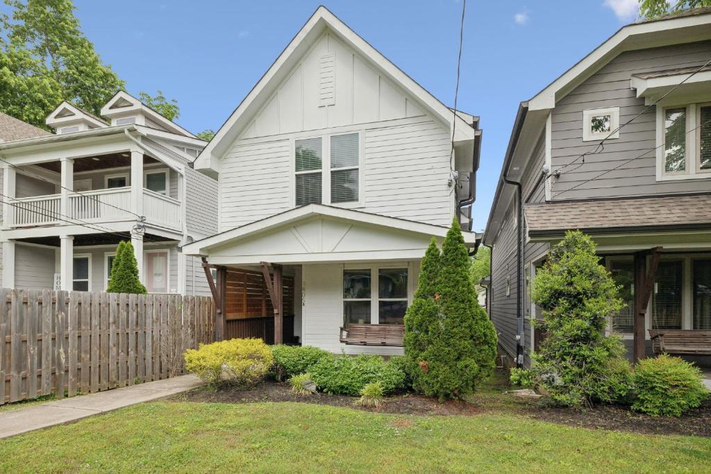 Photo - 1405B Stainback Ave (Nashville, TN)