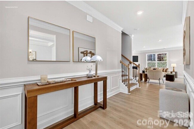 Foto del edificio - 2869 Atwater Pond Cir