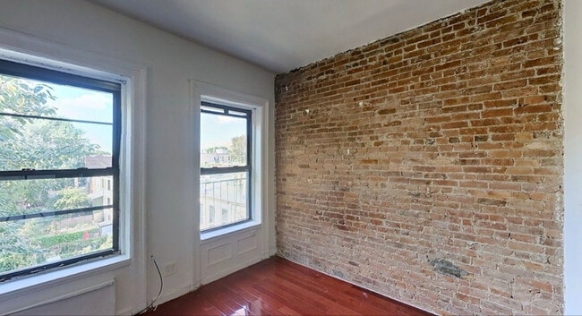 Building Photo - 1486 Bedford Ave