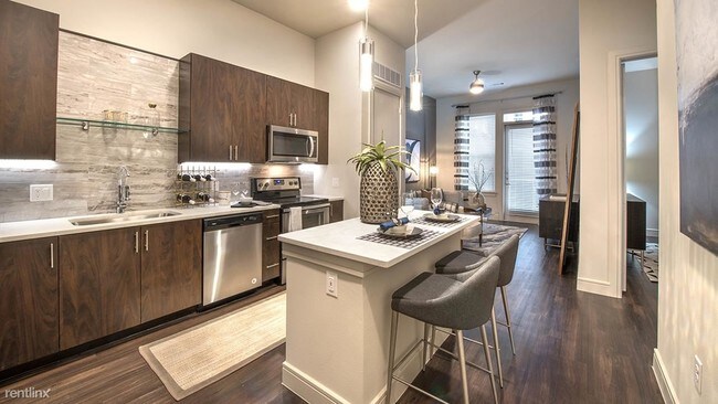 Building Photo - 1 br, 1 bath Apartment - 1815 Westgreen Blvd