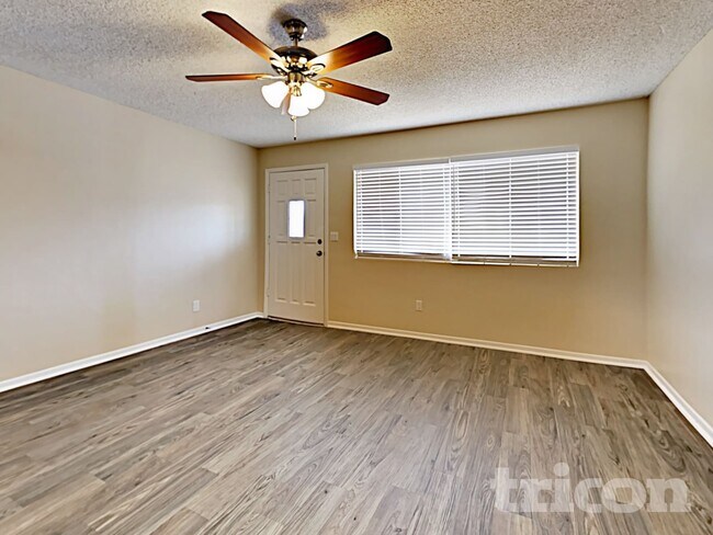 Foto del edificio - 4416 W Mountain View Rd