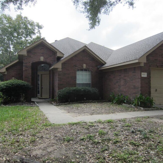 Building Photo - 6202 Kingwood Glen Dr