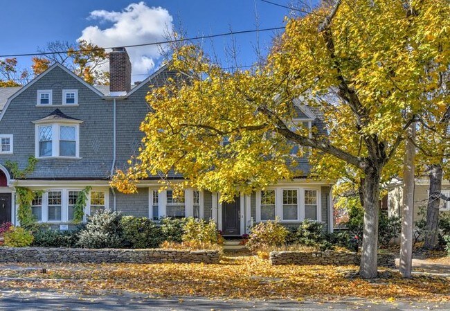 Foto del edificio - 284 Wayland Ave