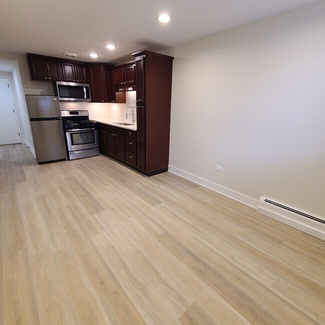 Foto del edificio - 5310 N Chester Ave