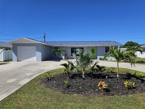 Building Photo - 1500 Glendale Rd