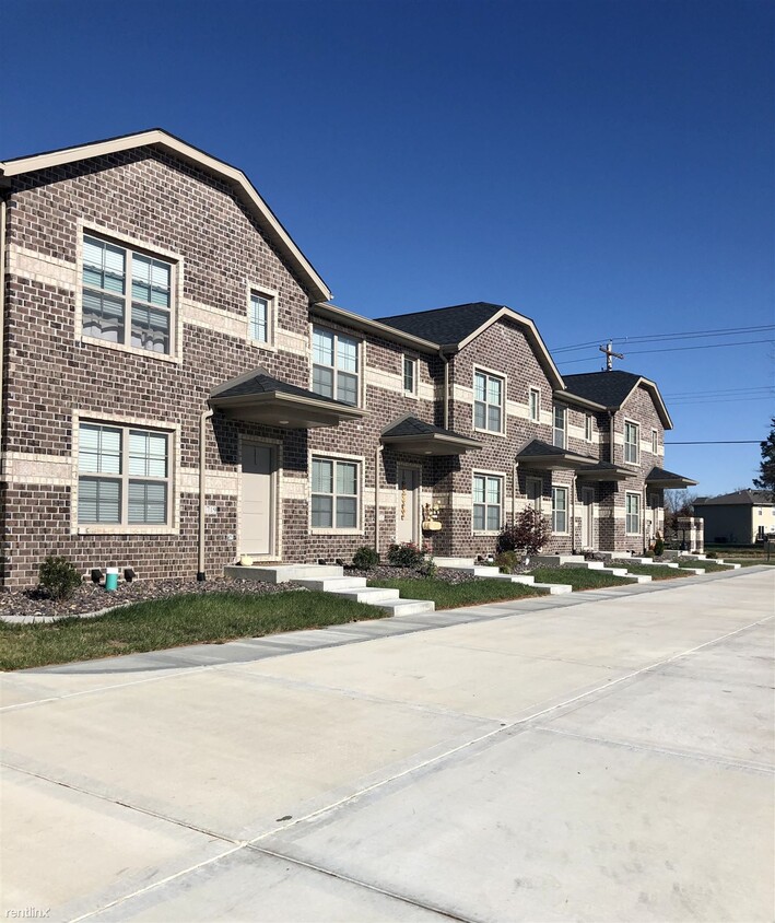 Primary Photo - 1737 N Keebler Ave