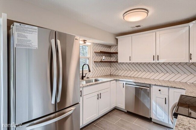 Foto del edificio - 3 br, 2 bath House - 4051 Yeager Road