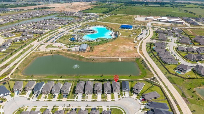 Foto del edificio - 728 Lake Lacosta Dr