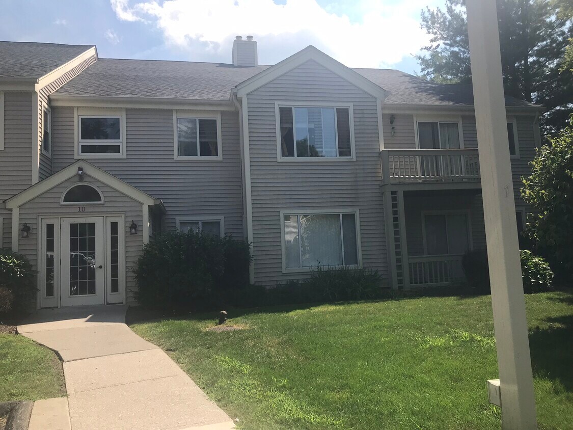 50 Bayberry Dr Unit 50, Peekskill, NY 10566 Condo for Rent in