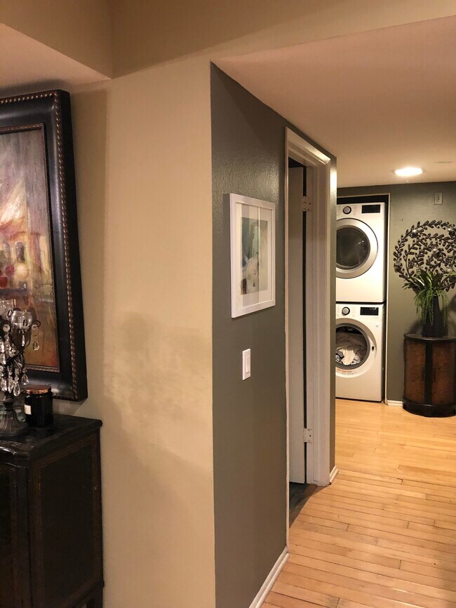 Foto del edificio - 1815 Glendon Ave