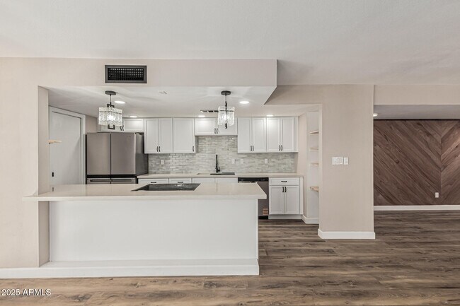 Foto del edificio - 10838 N 32nd Ln