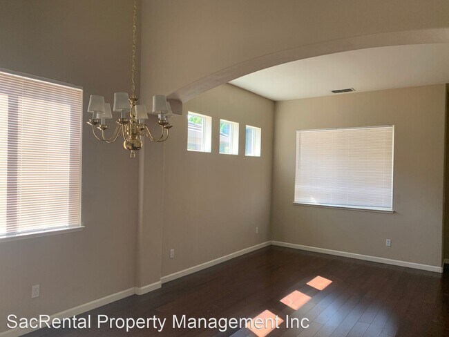 Building Photo - 4 br, 3 bath House - 9415 Oakley Way