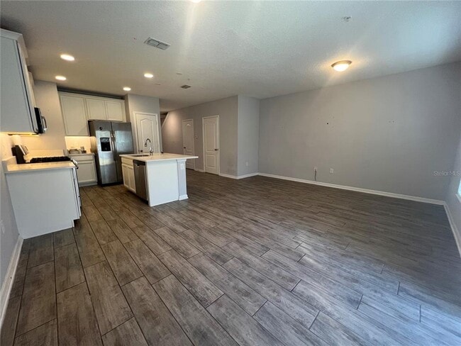 Building Photo - 104 Cedar Bark Ln