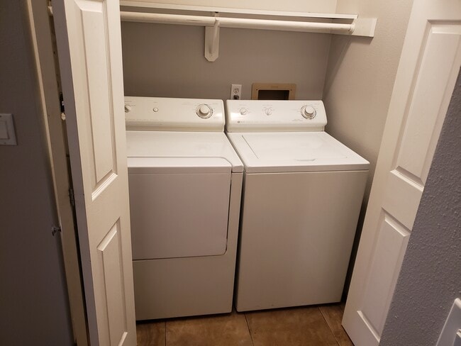W/D in unit - 2824 E 32nd Ave