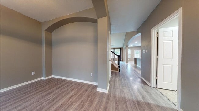 Building Photo - 26008 Kings Mill Crest Dr