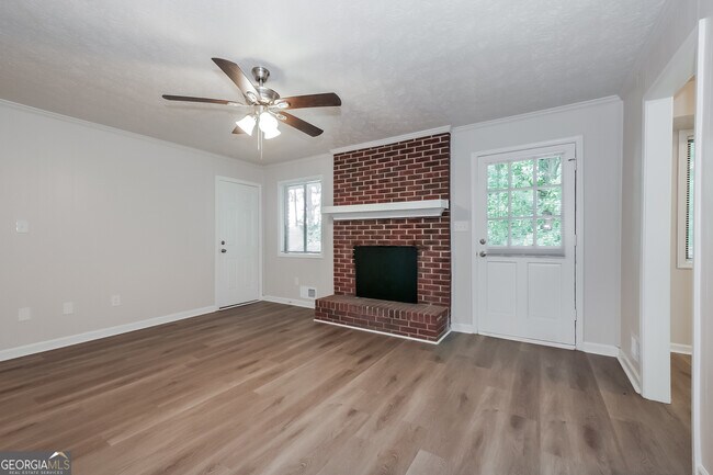 Building Photo - 760 Willow Bend Dr