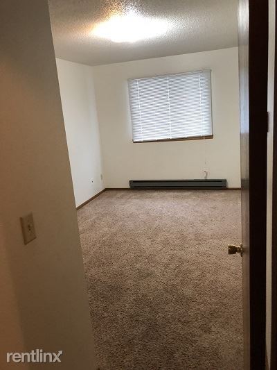 Building Photo - 2505 Country Club Pkwy