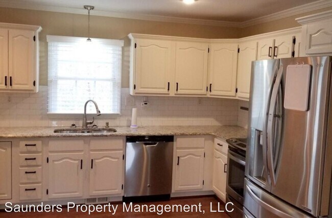 Building Photo - 3 br, 3.5 bath House - 5900 Scales Dr