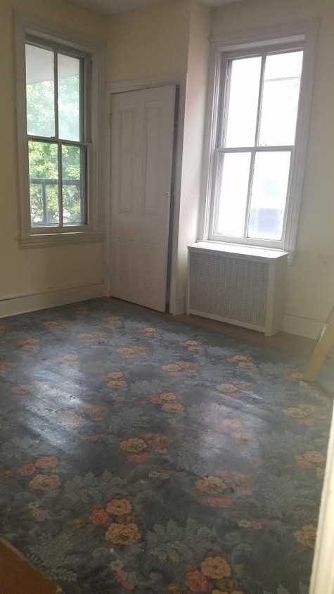 Foto principal - 610 W Norwegian St