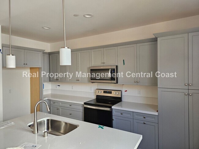Foto del edificio - AVAILABLE NOW - New SLO Home in Avila Ranc...