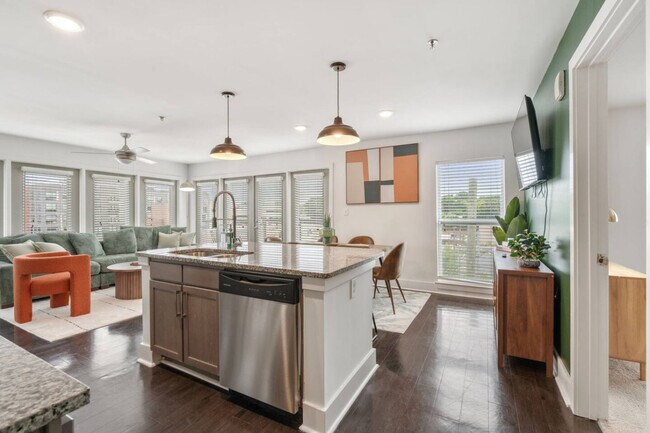 Foto del edificio - 841 Memorial Dr SE