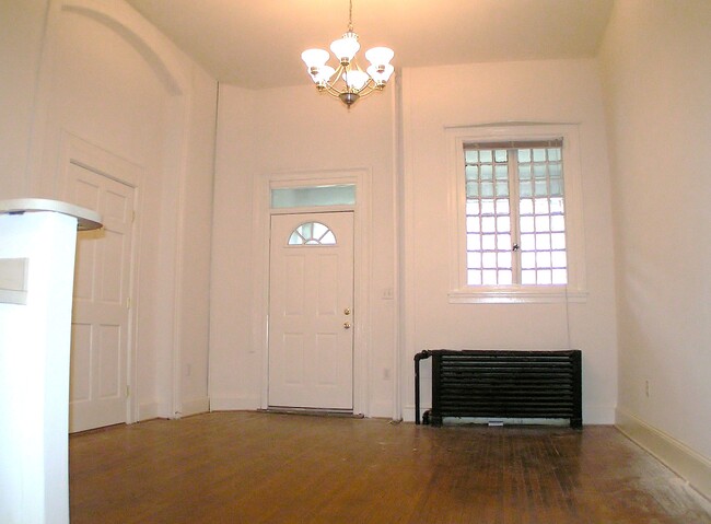 Building Photo - 1401 Madison Ave