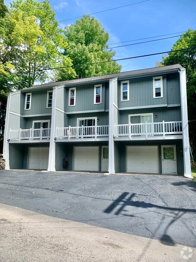 Student Apartments For Rent in West End, NY 1 Rentals